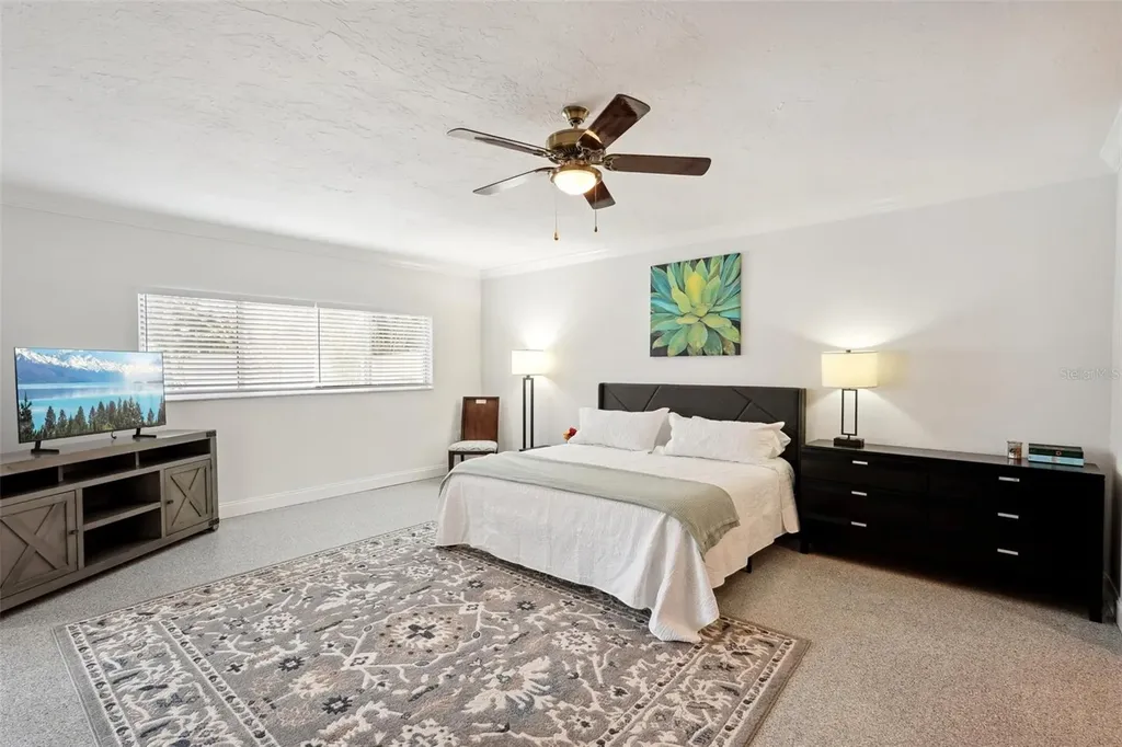 55 N Washington Drive Sarasota FL 34236