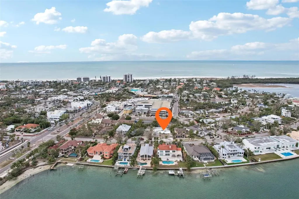 55 N Washington Drive Sarasota FL 34236