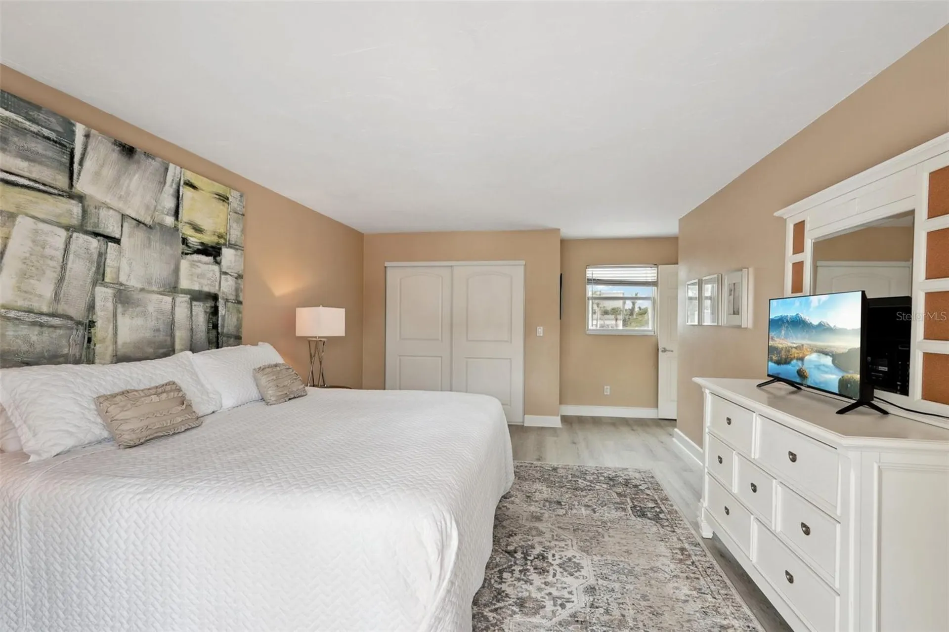 55 N Washington Drive Sarasota FL 34236