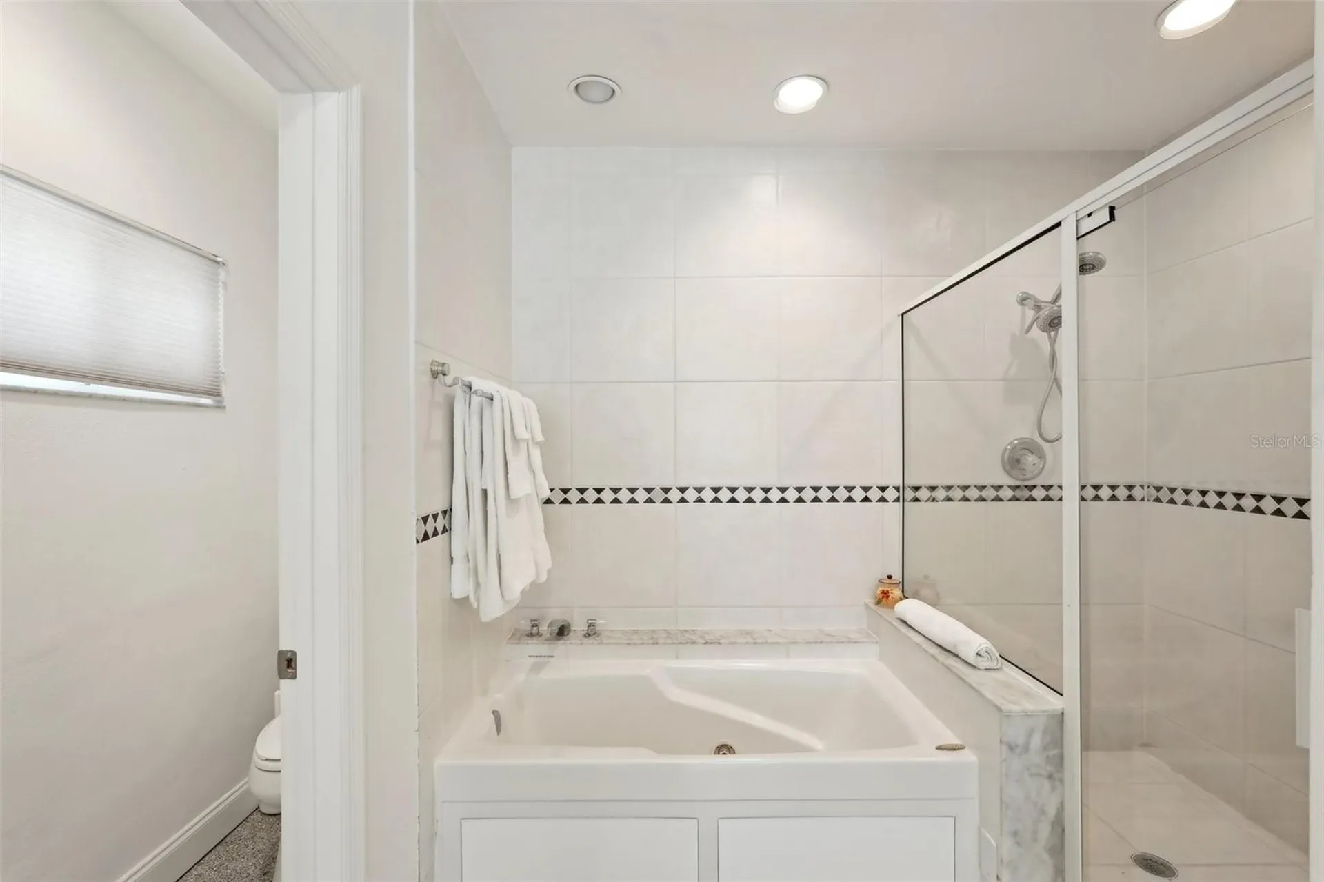 55 N Washington Drive Sarasota FL 34236