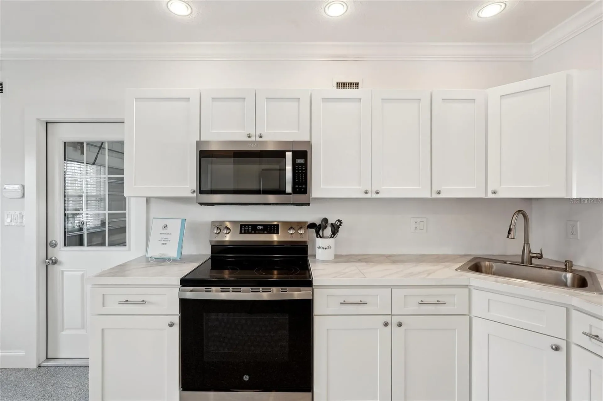 55 N Washington Drive Sarasota FL 34236