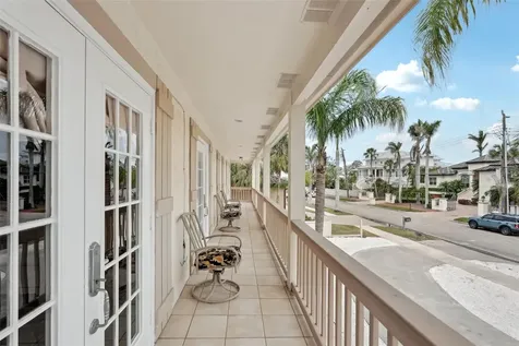 55 N Washington Drive Sarasota FL 34236
