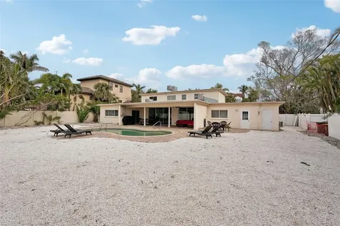 55 N Washington Drive Sarasota FL 34236