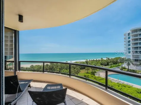 435 L Ambiance Drive Longboat Key FL 34228