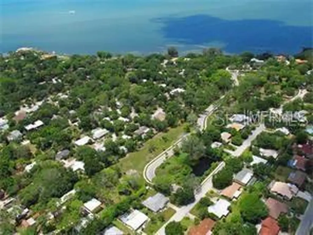 590 Bellora Way Sarasota FL 34234