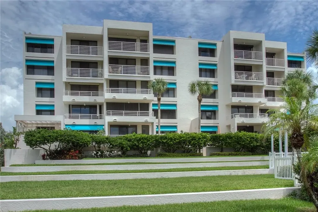 2109 Gulf Of Mexico Drive Longboat Key FL 34228