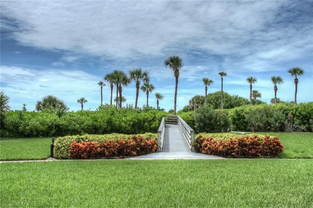 2109 Gulf Of Mexico Drive Longboat Key FL 34228