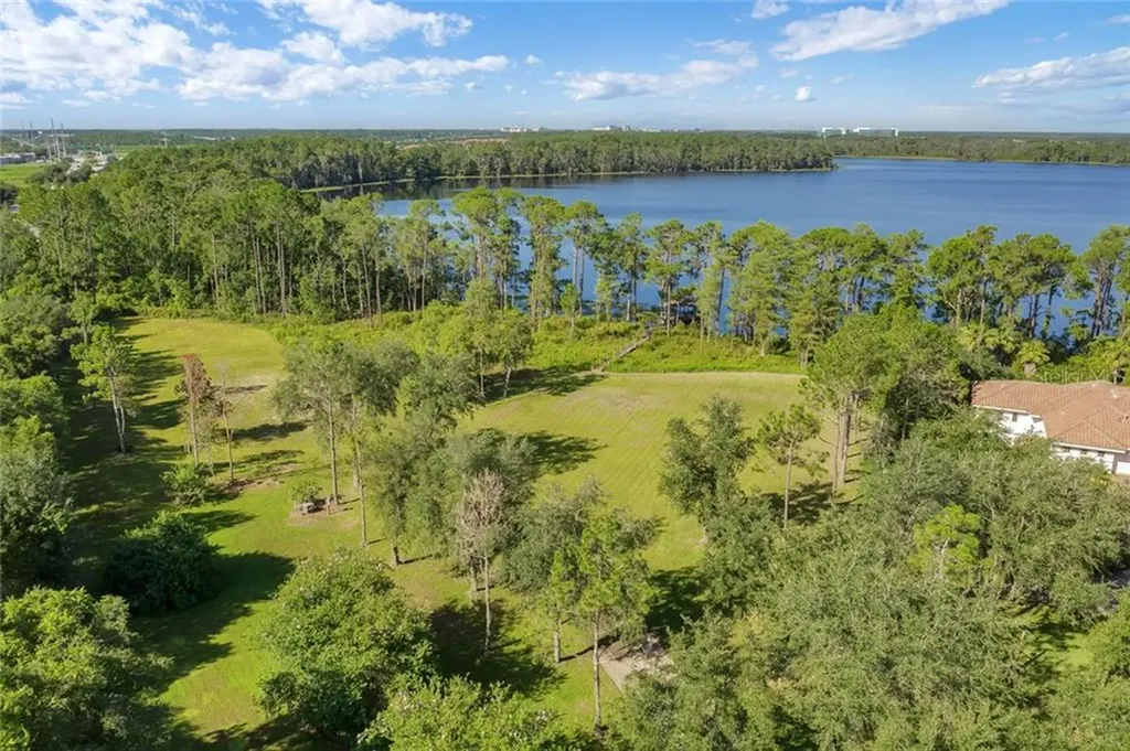10121 Tavistock Road Orlando FL 32827