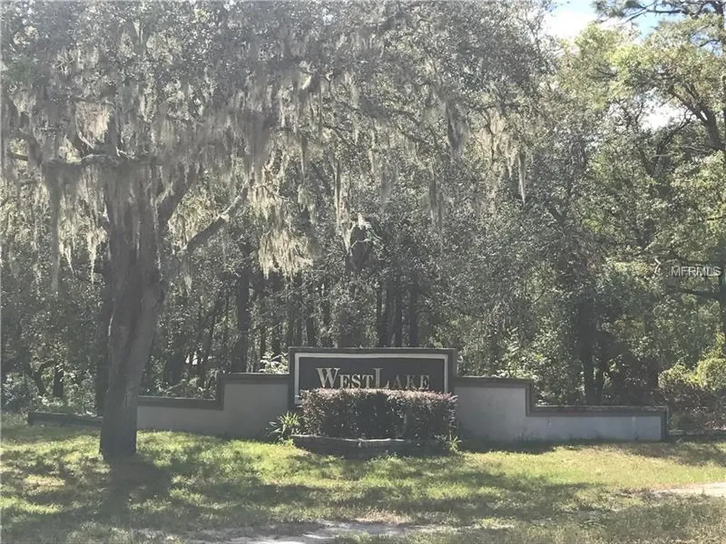 5070 Westlake Boulevard Dade City FL 33523