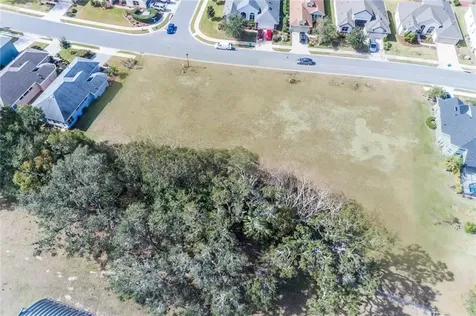 8220 Bridgeport Bay Circle Mount Dora FL 32757