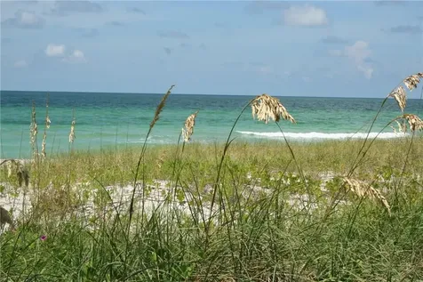 3235 Gulf Of Mexico Drive Longboat Key FL 34228