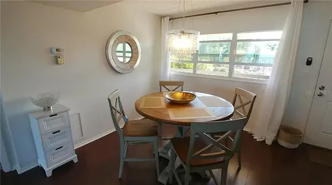 3235 Gulf Of Mexico Drive Longboat Key FL 34228
