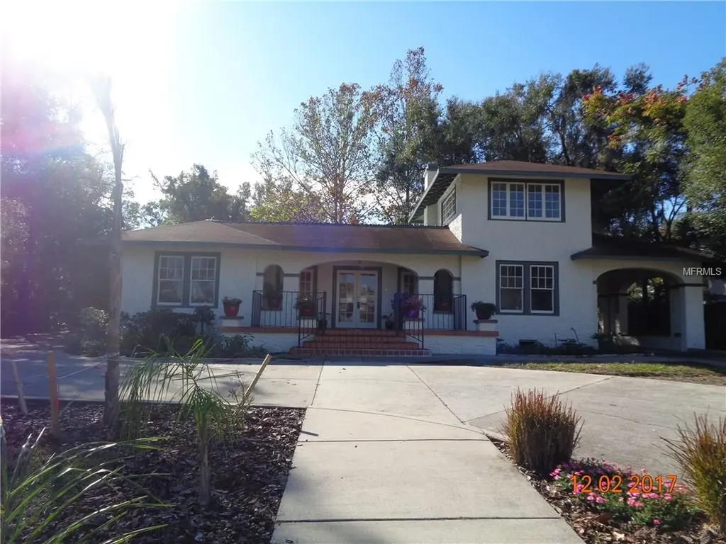 512 W New York Avenue Deland FL 32720