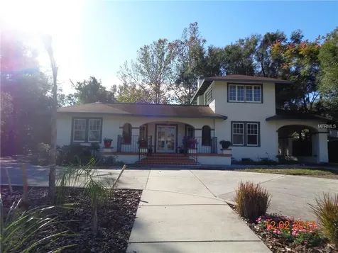 512 W New York Avenue Deland FL 32720