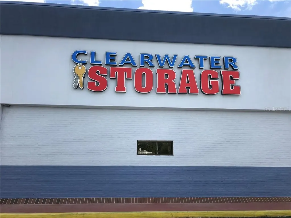 1861 N Highland Avenue Clearwater FL 33755