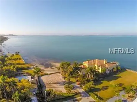 620 Indian Beach Lane Sarasota FL 34234