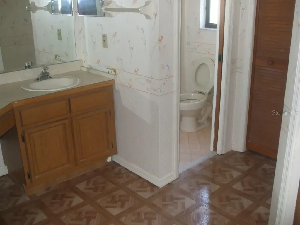 823 Debary Avenue Deltona FL 32725