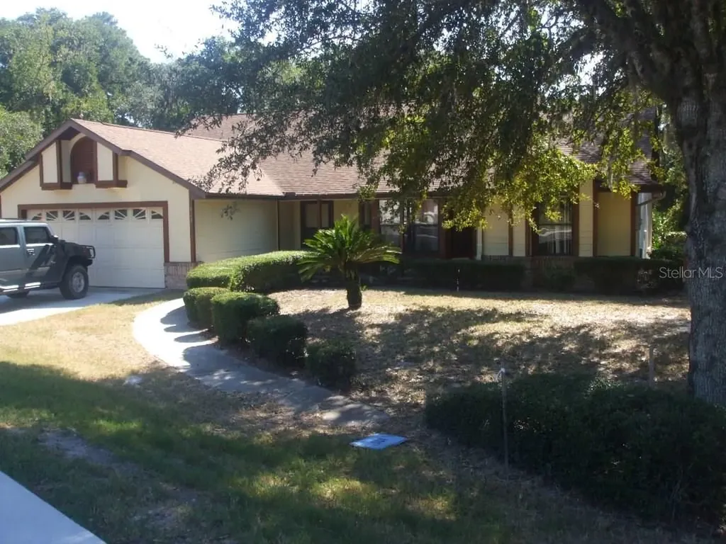 823 Debary Avenue Deltona FL 32725