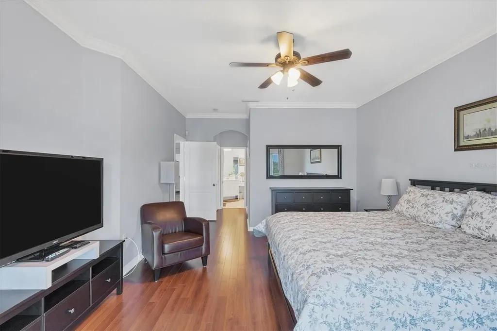 7263 Regina Royale Sarasota FL 34238