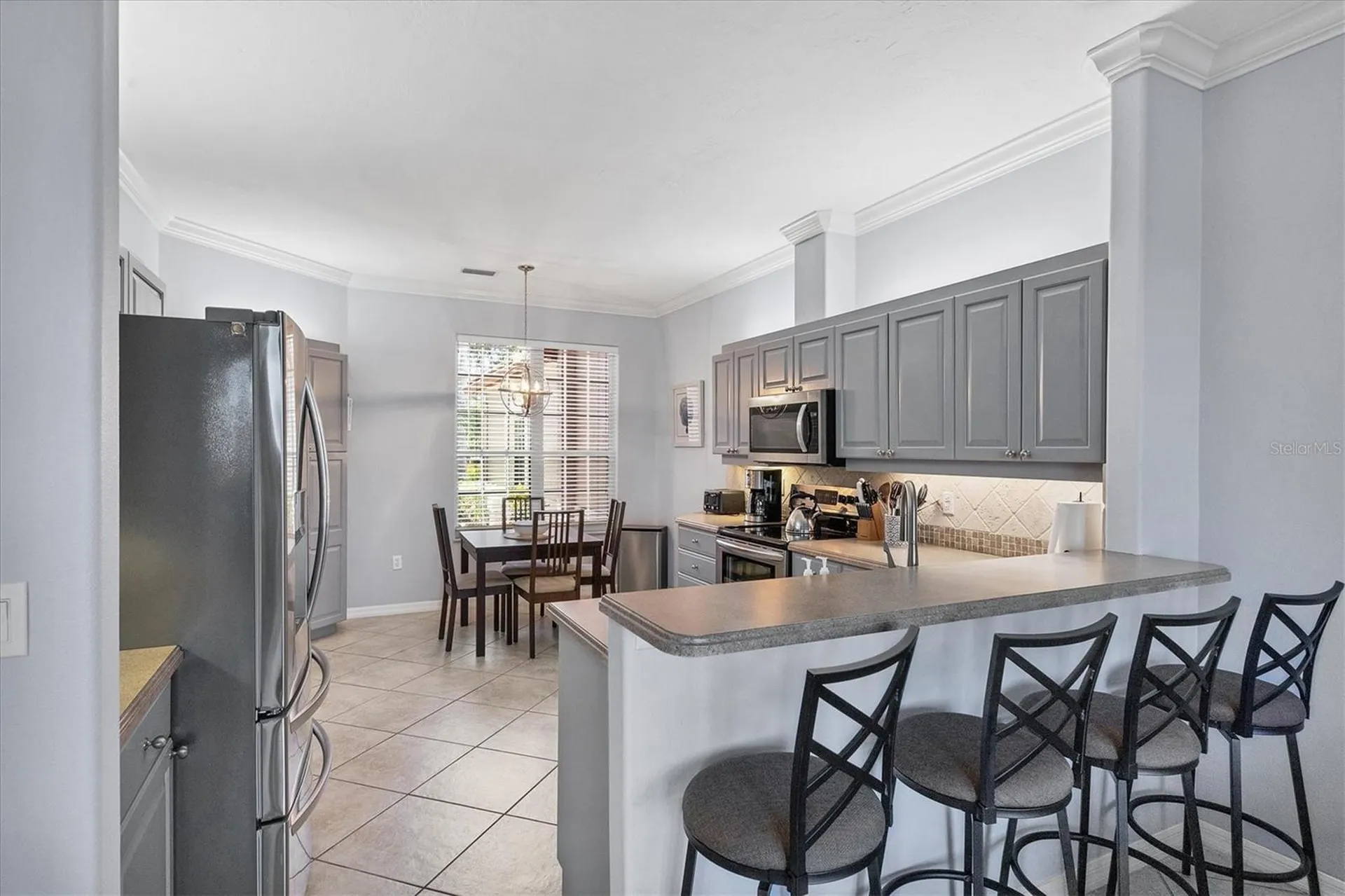 7263 Regina Royale Sarasota FL 34238