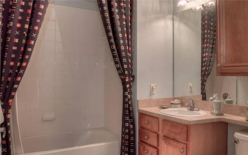 8357 38th Street Circle E Sarasota FL 34243