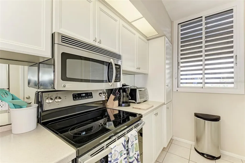 1135 Gulf Of Mexico Drive Longboat Key FL 34228