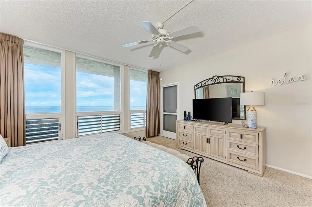 1135 Gulf Of Mexico Drive Longboat Key FL 34228