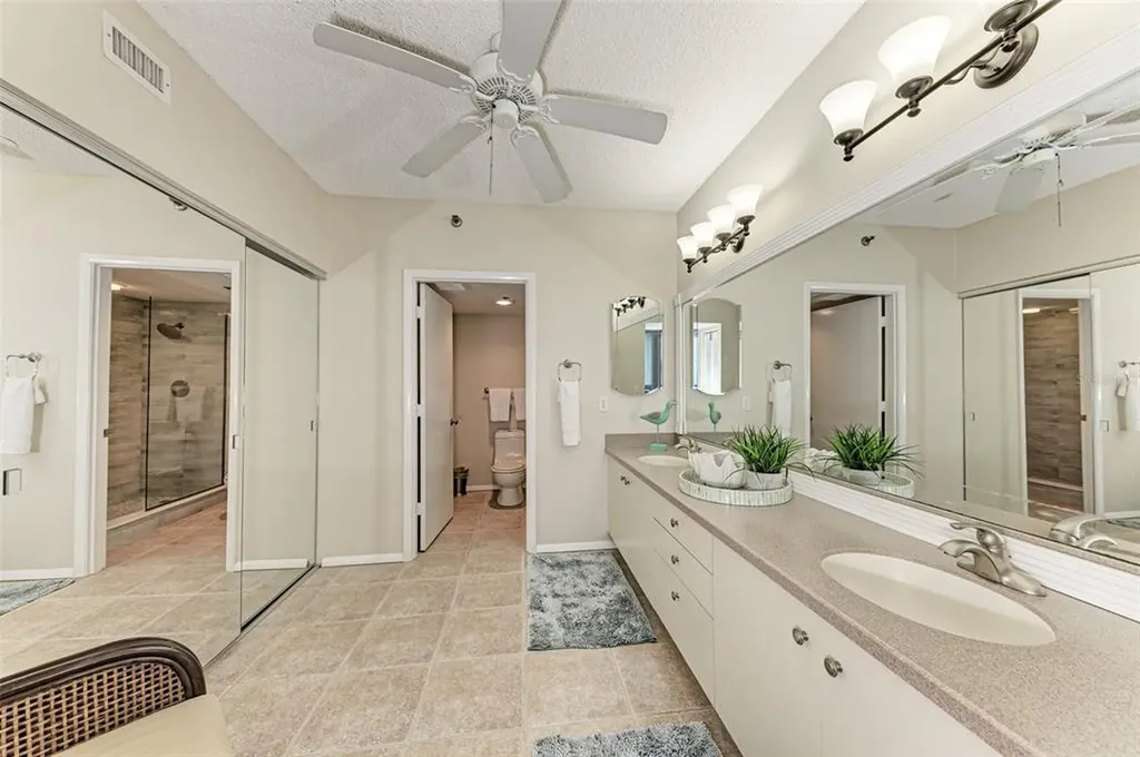 1135 Gulf Of Mexico Drive Longboat Key FL 34228