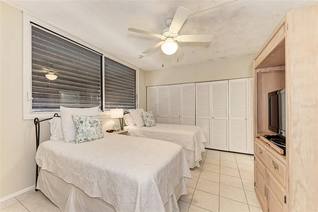 1135 Gulf Of Mexico Drive Longboat Key FL 34228