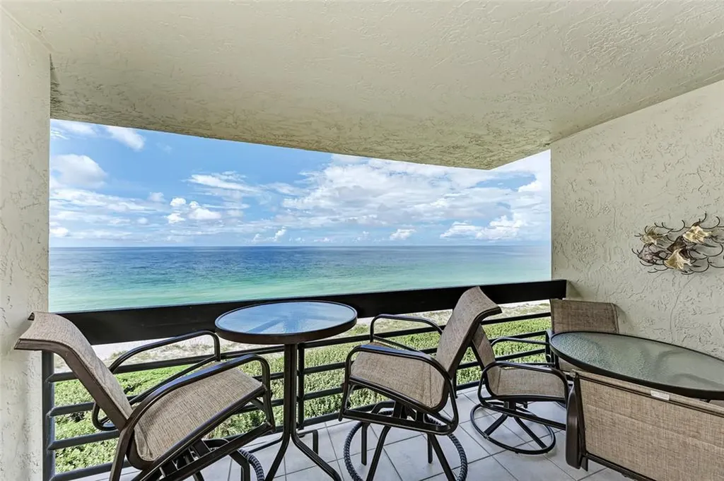 1135 Gulf Of Mexico Drive Longboat Key FL 34228