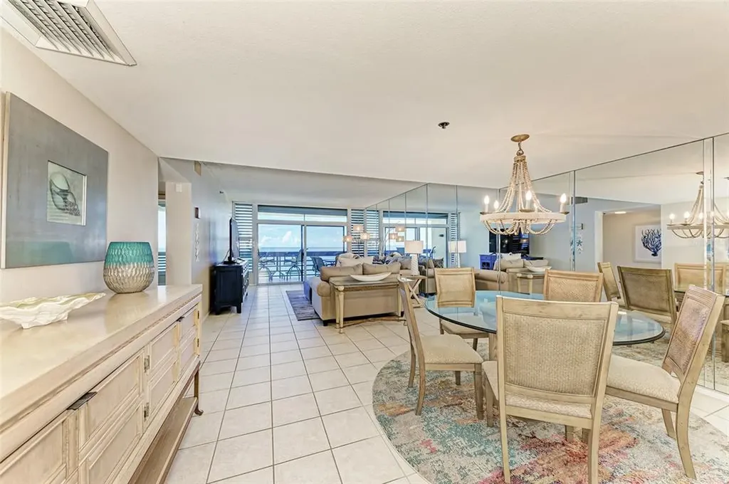 1135 Gulf Of Mexico Drive Longboat Key FL 34228