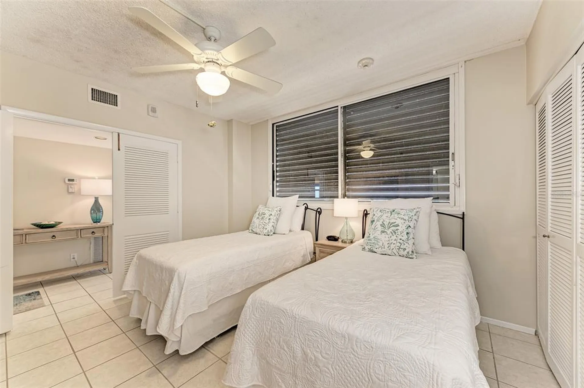 1135 Gulf Of Mexico Drive Longboat Key FL 34228