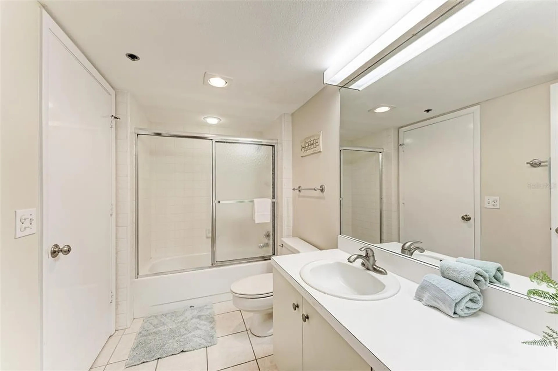 1135 Gulf Of Mexico Drive Longboat Key FL 34228