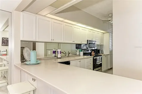 1135 Gulf Of Mexico Drive Longboat Key FL 34228