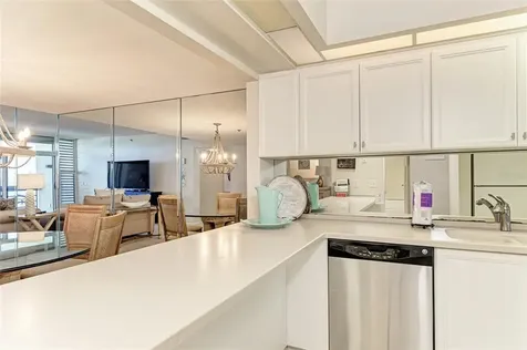 1135 Gulf Of Mexico Drive Longboat Key FL 34228
