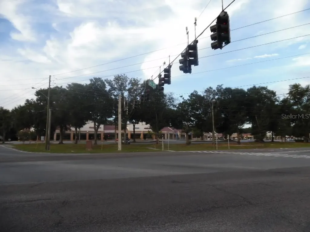 642 S Orange Blossom Trail Apopka FL 32703