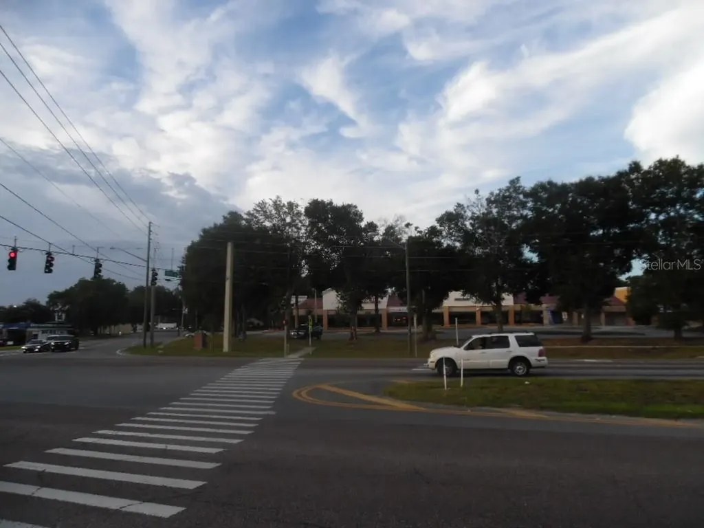 642 S Orange Blossom Trail Apopka FL 32703