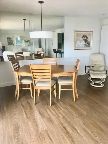 800 Benjamin Franklin Drive Sarasota FL 34236