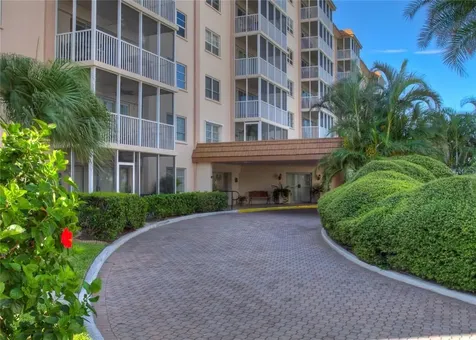 800 Benjamin Franklin Drive Sarasota FL 34236
