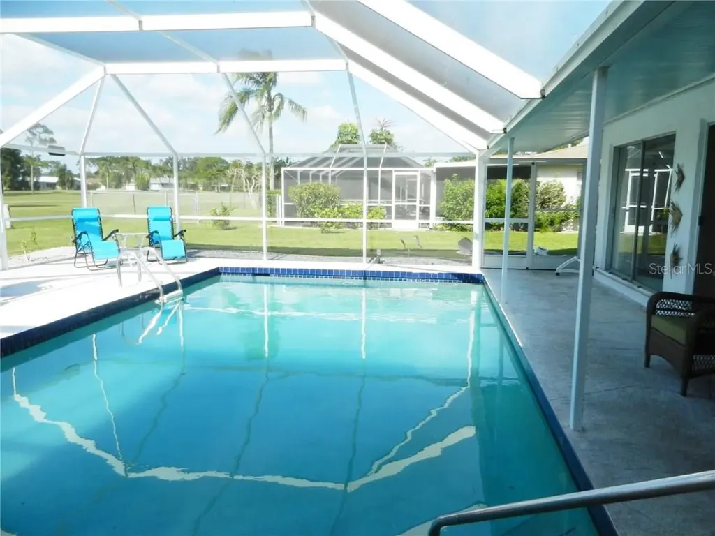 98 Caddy Road Rotonda West FL 33947