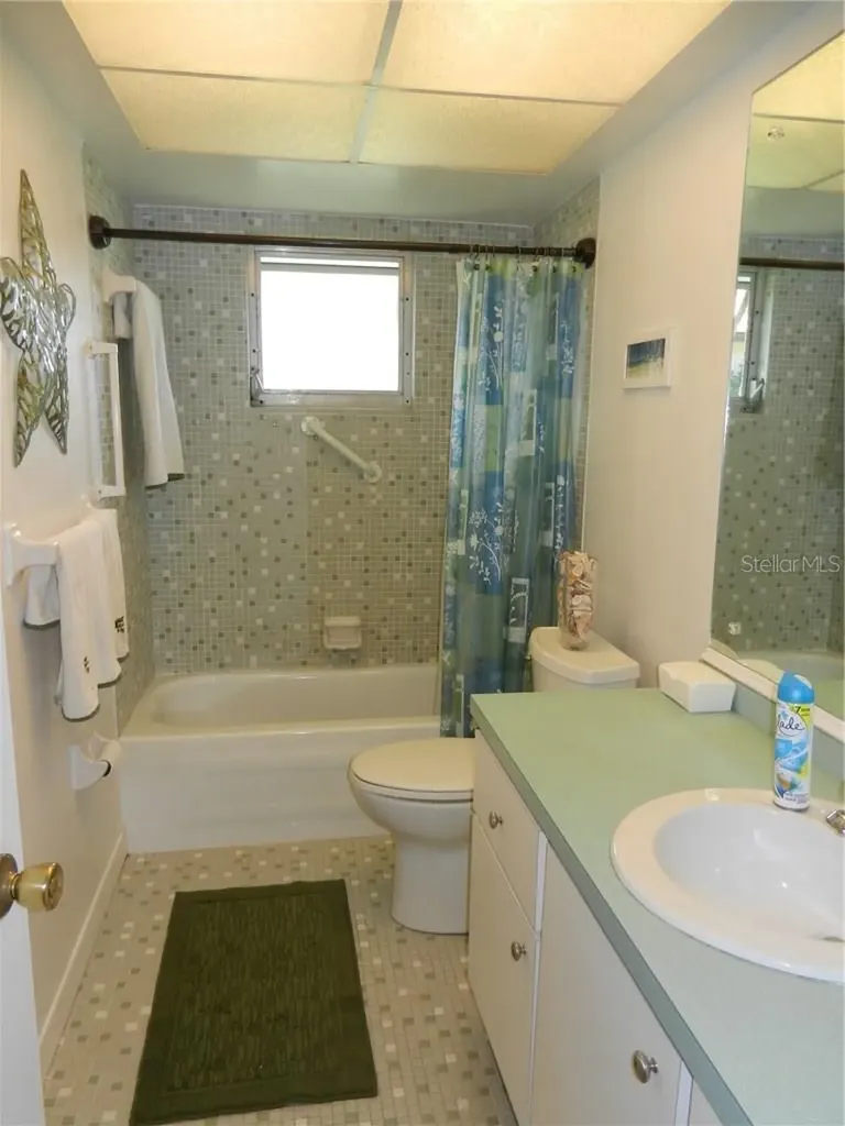 98 Caddy Road Rotonda West FL 33947