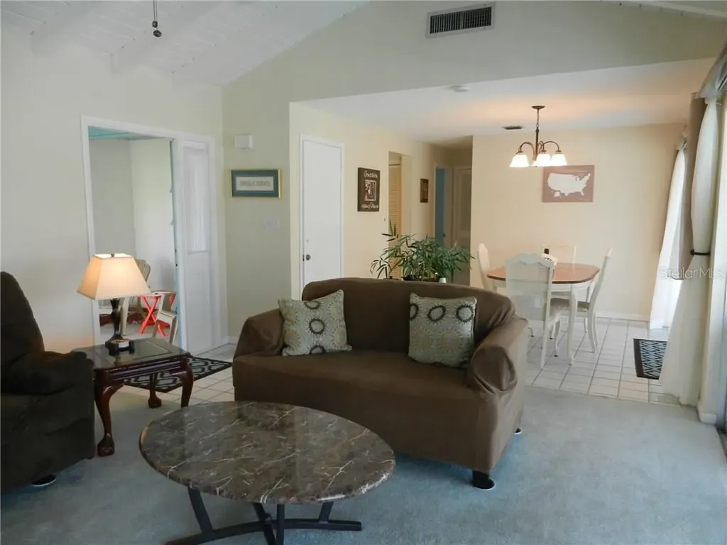 98 Caddy Road Rotonda West FL 33947