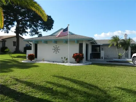 98 Caddy Road Rotonda West FL 33947