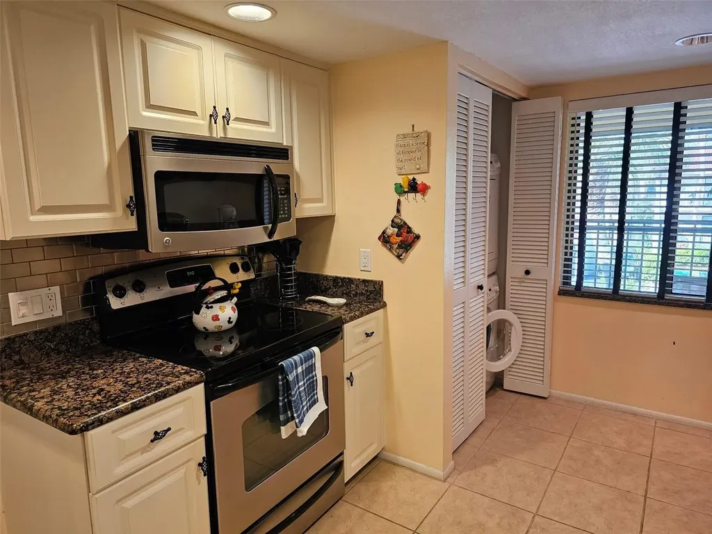 6468 Seagull Drive Bradenton FL 34210