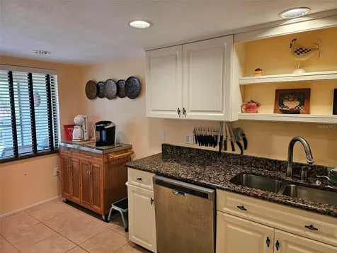 6468 Seagull Drive Bradenton FL 34210