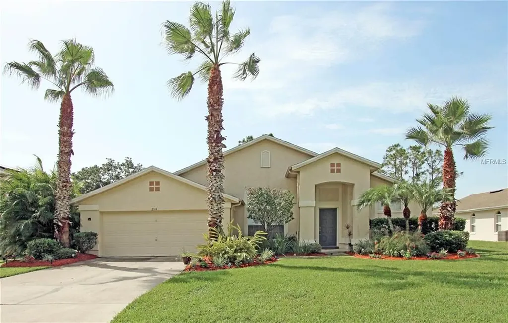 2316 Merrimack Drive Kissimmee FL 34743