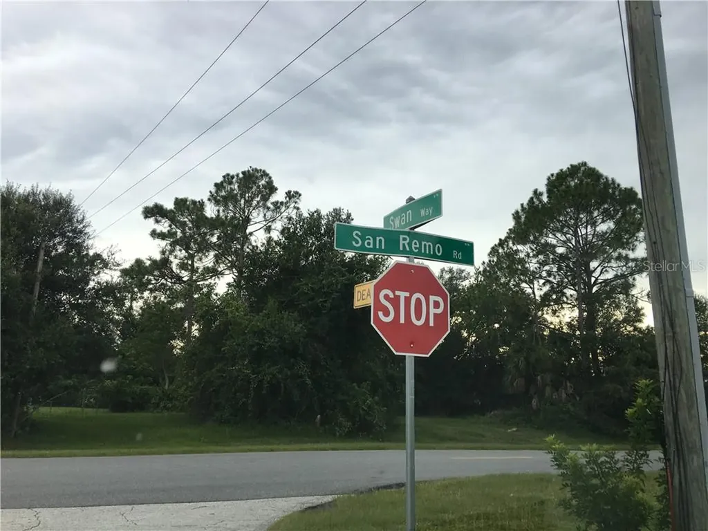 731 Swan Way Kissimmee FL 34758