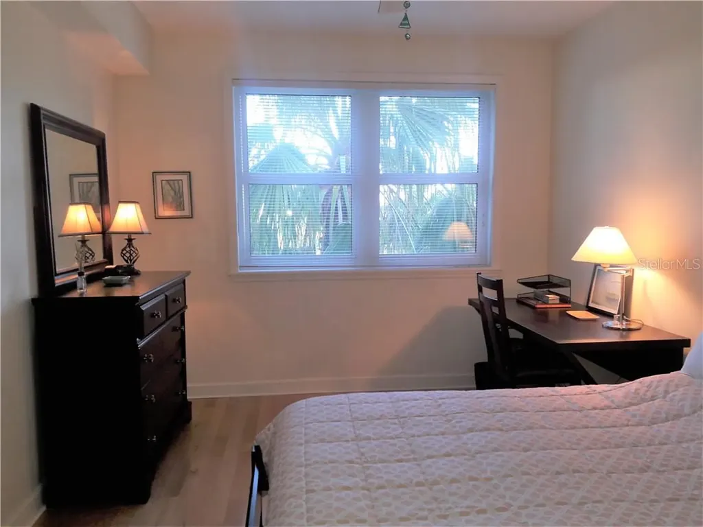 750 N Tamiami Trail Sarasota FL 34236