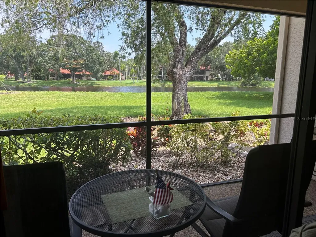 5662 Gardens Drive Sarasota FL 34243