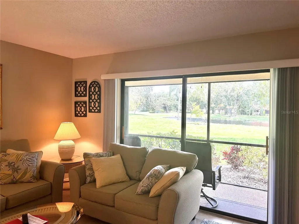 5662 Gardens Drive Sarasota FL 34243